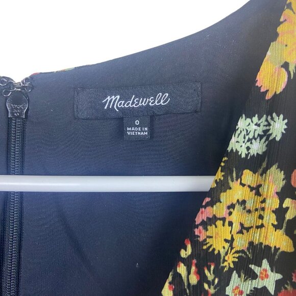 Madewell Dolman-Sleeve Ruffle-Hem Midi Dress in Flower Garden Summer - Picture 4 of 10